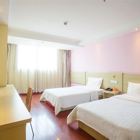 7Days Inn Guangzhou Longkou East Екстериор снимка