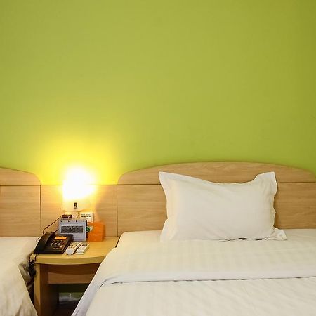 7Days Inn Guangzhou Longkou East Екстериор снимка