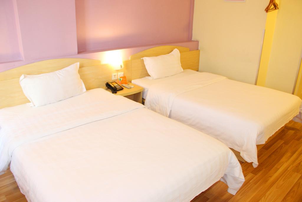 7Days Inn Guangzhou Longkou East Екстериор снимка
