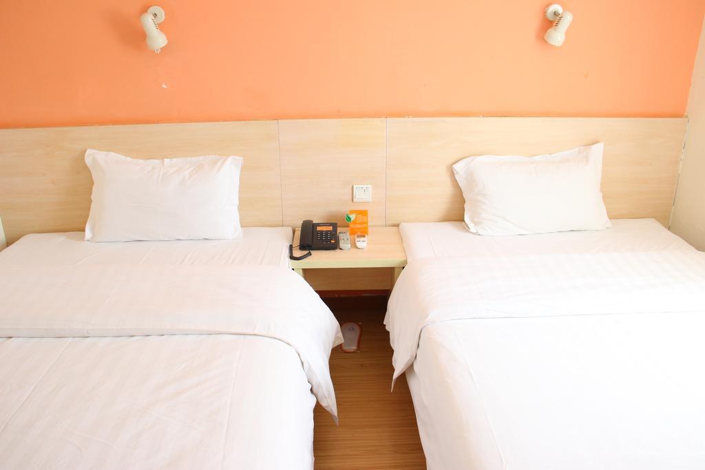 7Days Inn Guangzhou Longkou East Екстериор снимка