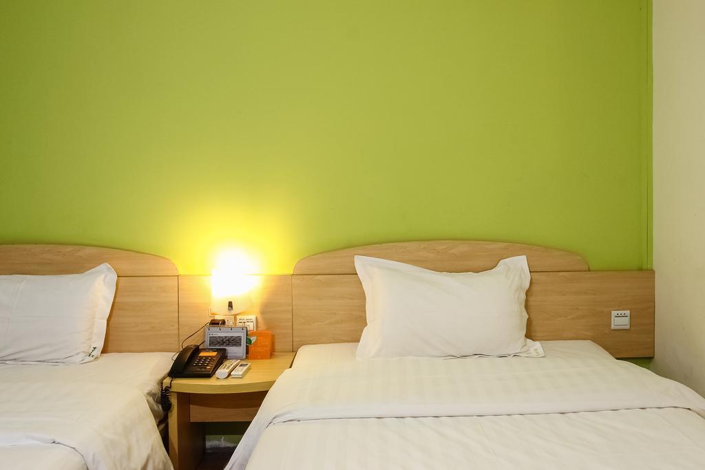 7Days Inn Guangzhou Longkou East Екстериор снимка