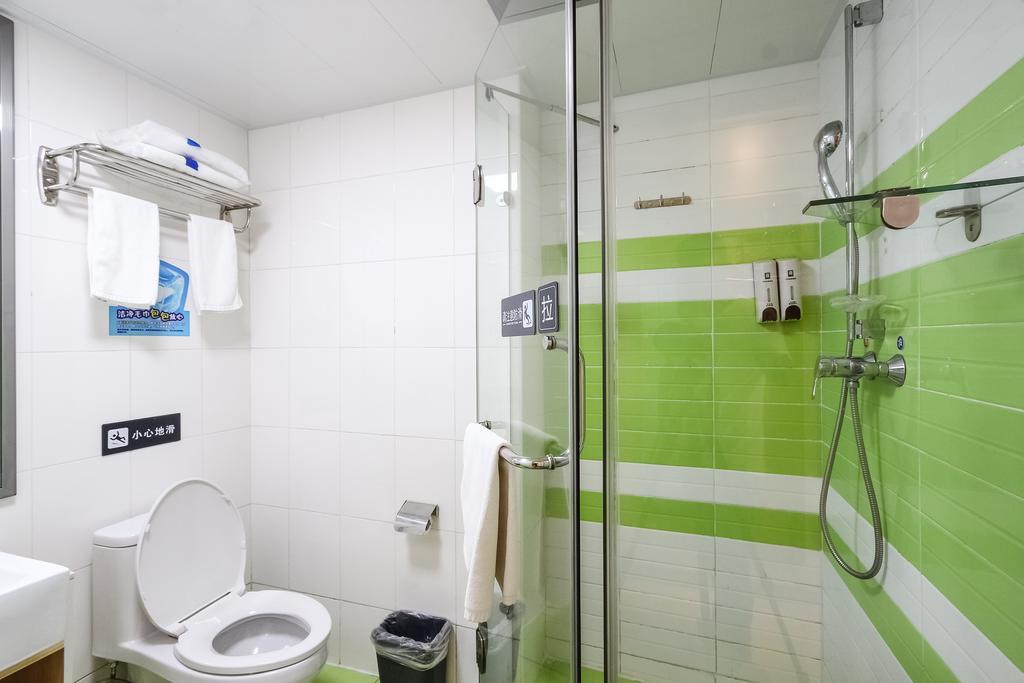 7Days Inn Guangzhou Longkou East Екстериор снимка